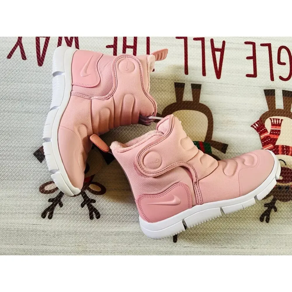 NIB❤️Nike big Kids winter boots sz2.5y